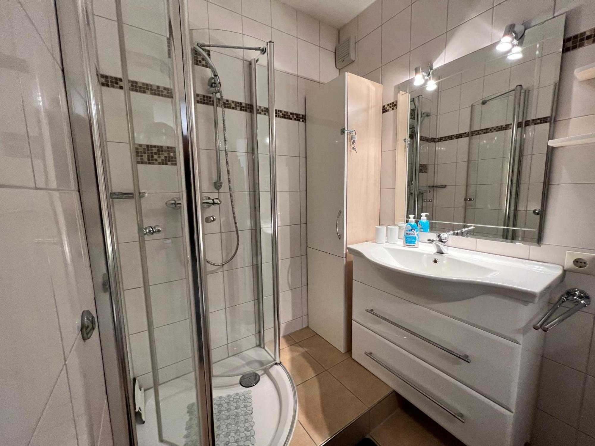 Mila Apartment อูเบอร์ลิงเงน ภายนอก รูปภาพ
